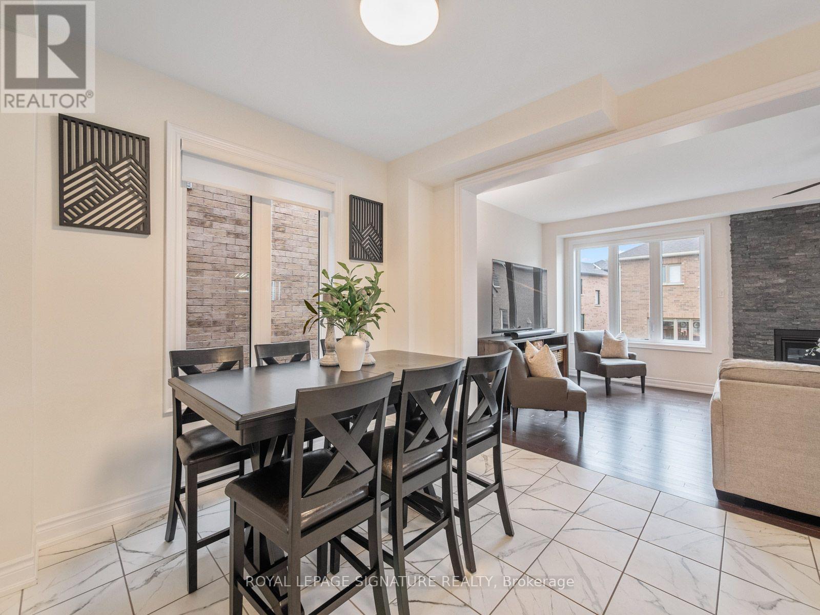 1055 Skyridge Boulevard, Pickering, Ontario  L1X 0G5 - Photo 4 - E13854574