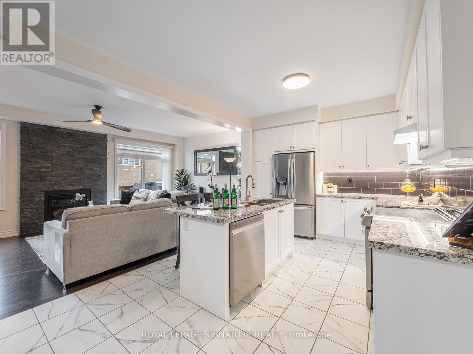 1055 Skyridge Boulevard, Pickering, Ontario  L1X 0G5 - Photo 9 - E13854574