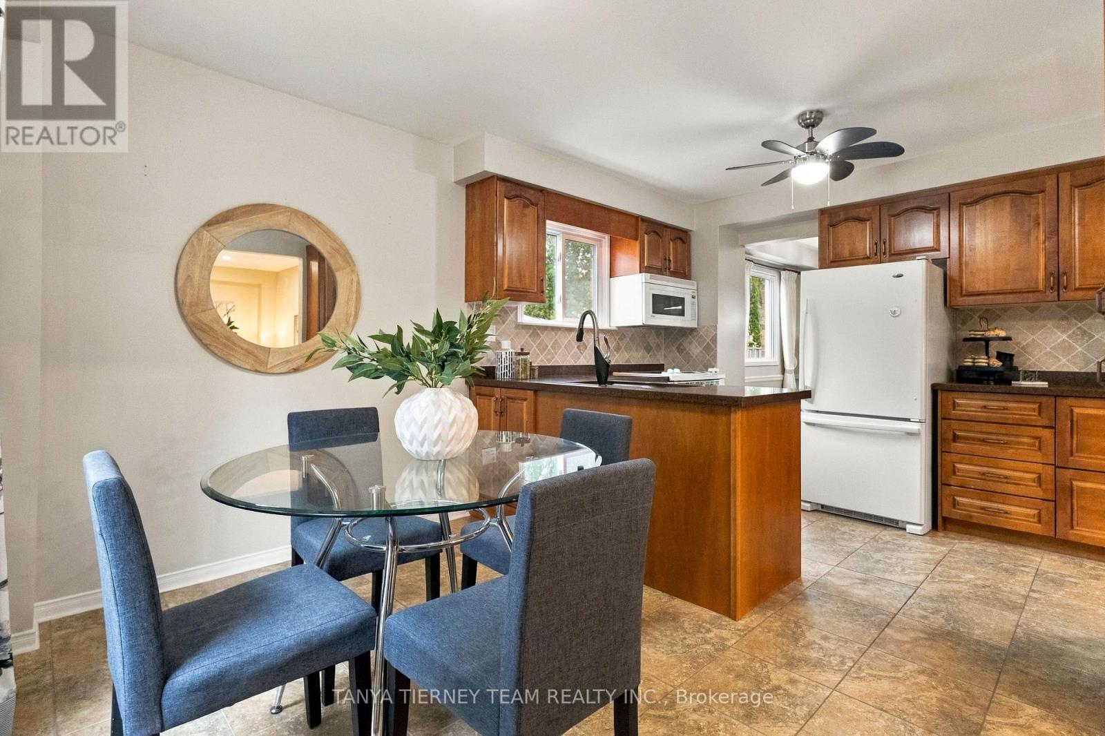 25 Coulton Court, Whitby, Ontario  L1N 7A9 - Photo 20 - E13854584