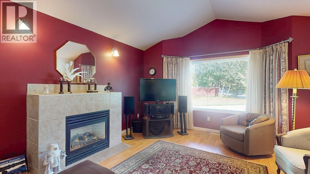 619 Ocean View, Gibsons, British Columbia  V0N 1V3 - Photo 21 - R3171703