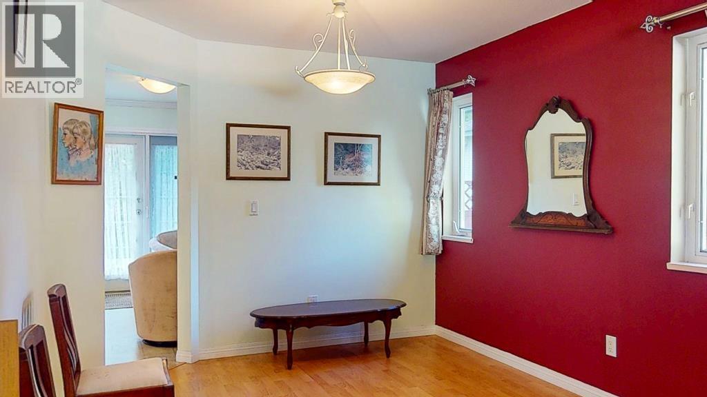 619 Ocean View, Gibsons, British Columbia  V0N 1V3 - Photo 24 - R3171703