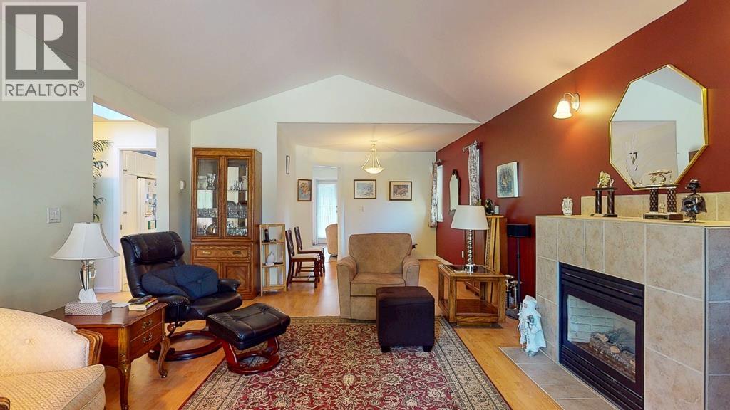 619 Ocean View, Gibsons, British Columbia  V0N 1V3 - Photo 25 - R3171703