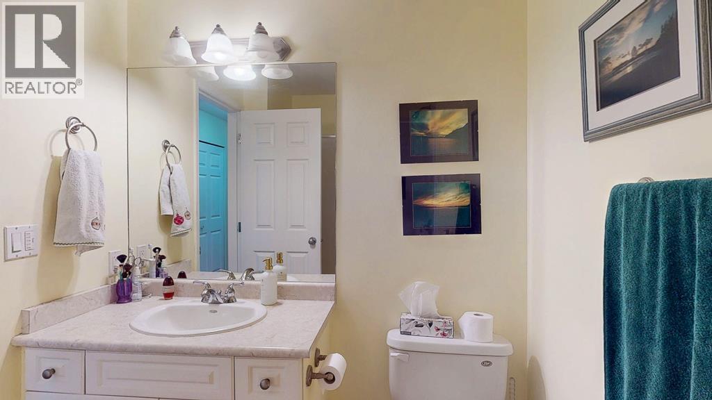 619 Ocean View, Gibsons, British Columbia  V0N 1V3 - Photo 33 - R3171703