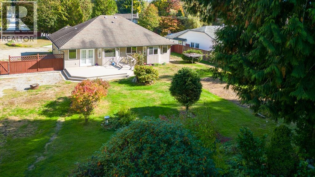 619 Ocean View, Gibsons, British Columbia  V0N 1V3 - Photo 8 - R3171703