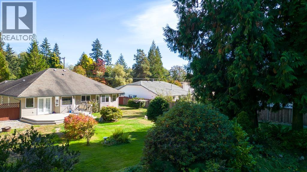 619 Ocean View, Gibsons, British Columbia  V0N 1V3 - Photo 9 - R3171703