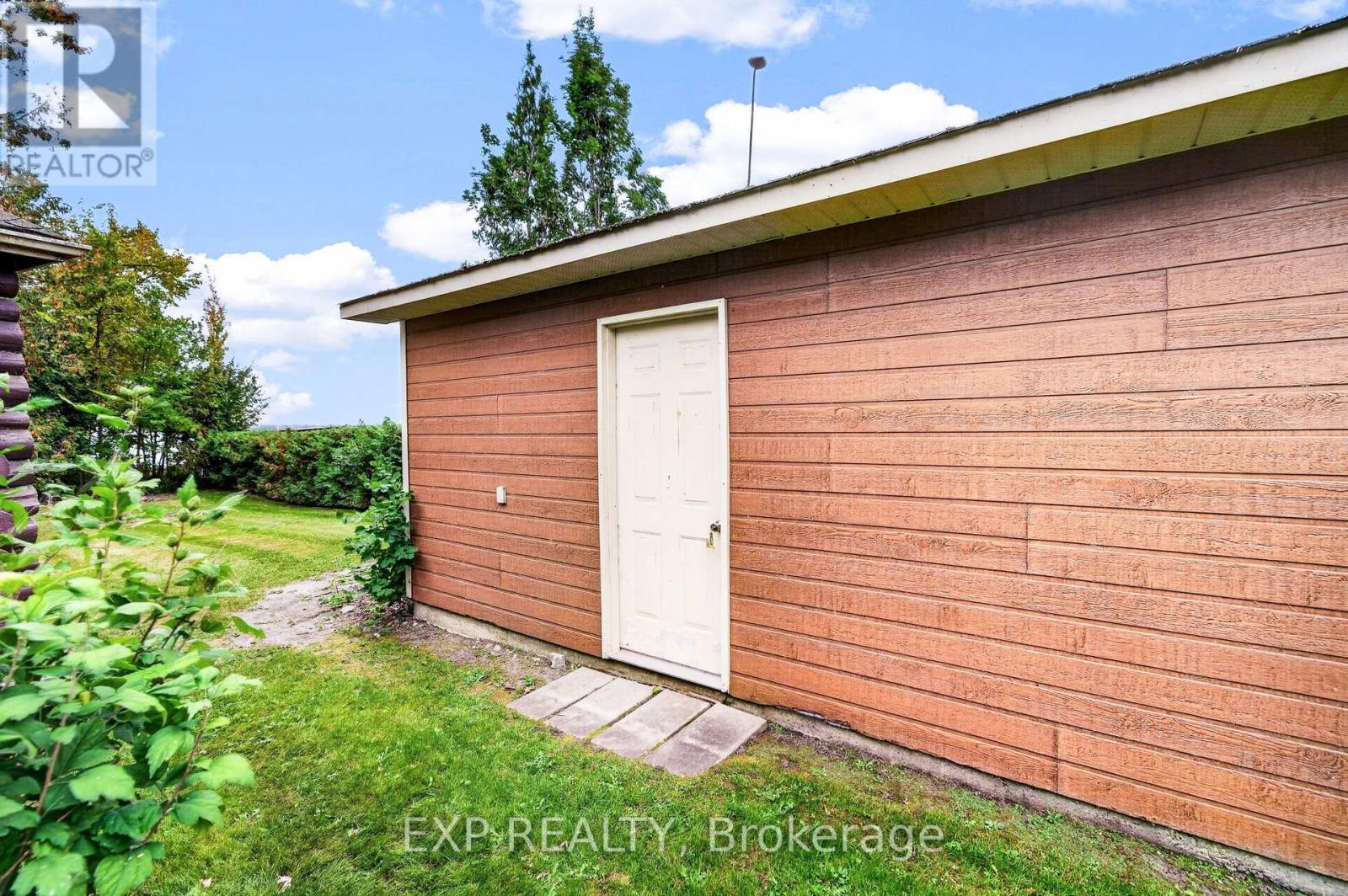 607 Duclos Point Road, Georgina, Ontario  L0E 1N0 - Photo 11 - N13854582