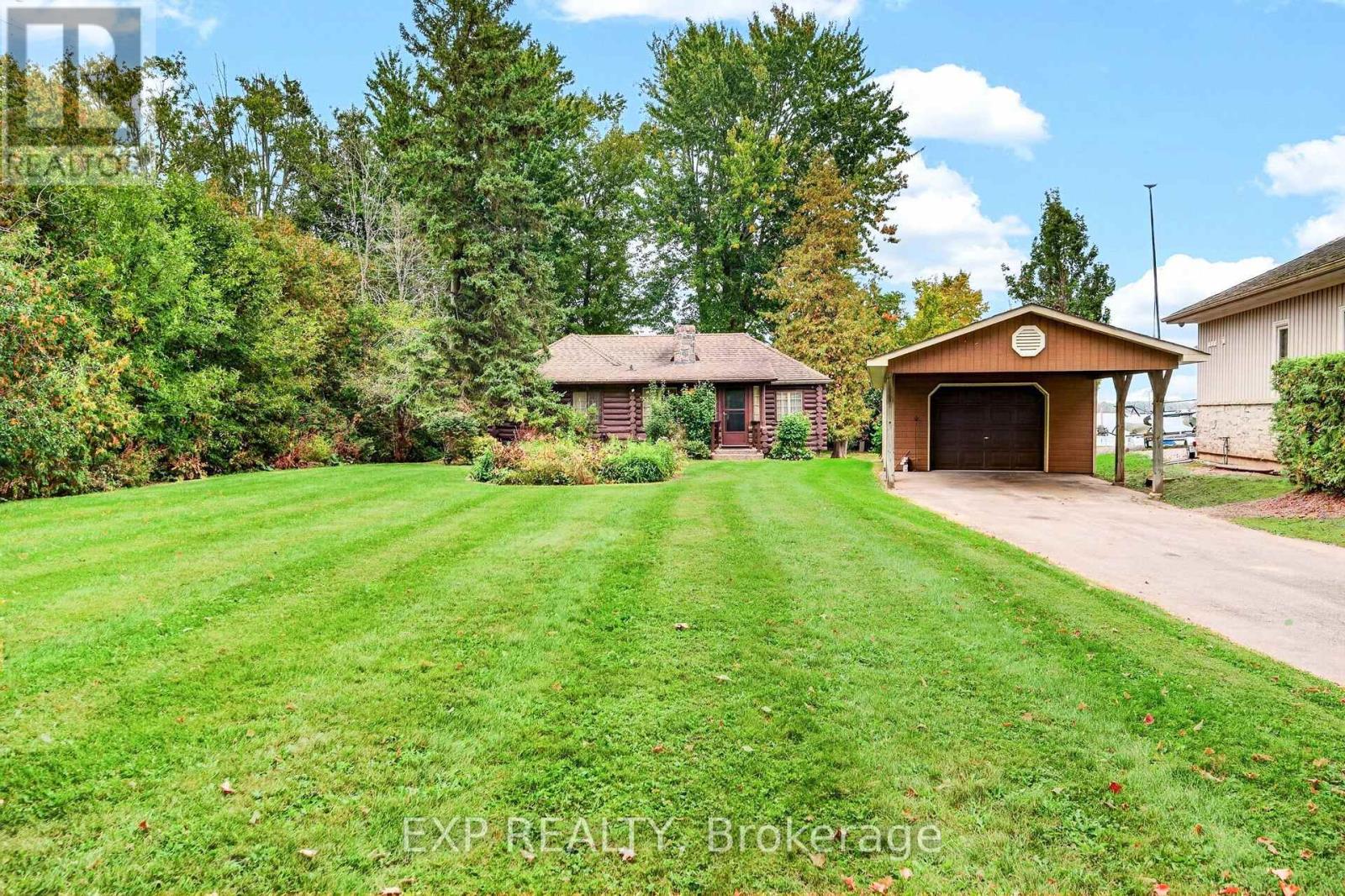 607 Duclos Point Road, Georgina, Ontario  L0E 1N0 - Photo 3 - N13854582