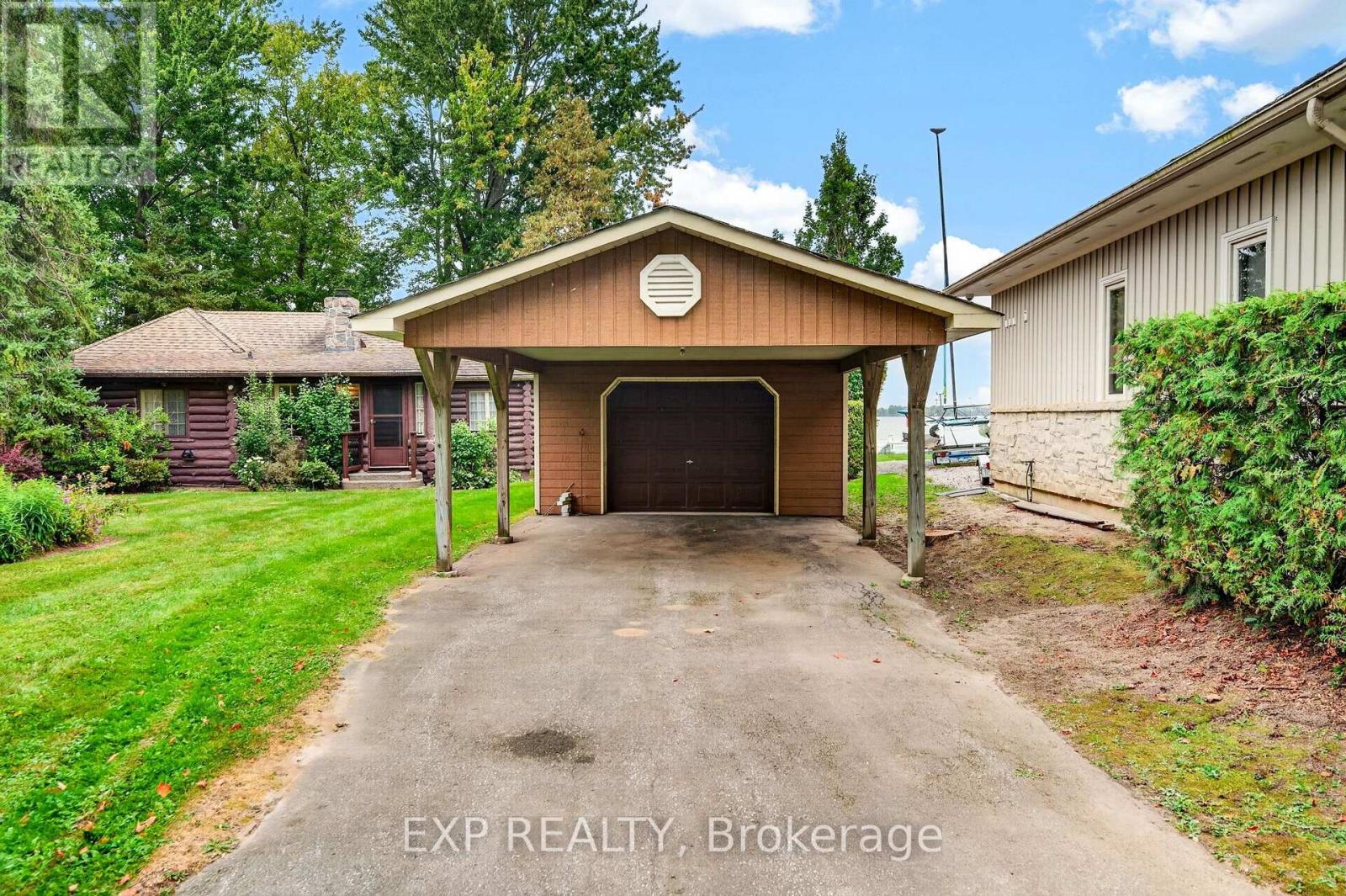 607 Duclos Point Road, Georgina, Ontario  L0E 1N0 - Photo 4 - N13854582