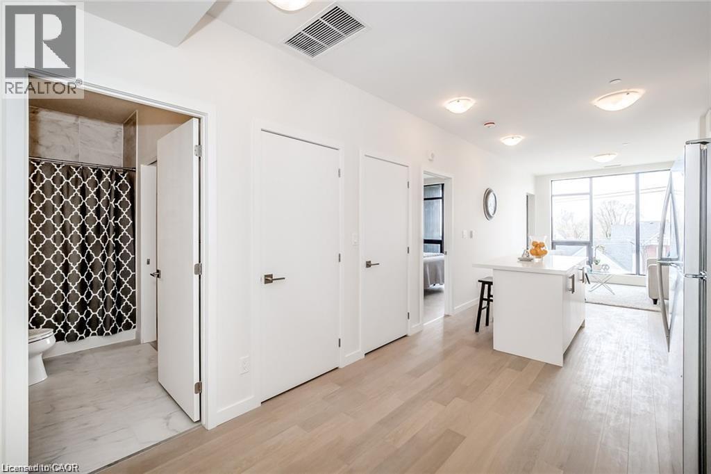 690 King Street W Unit# 403, Kitchener, Ontario  N2G 0B9 - Photo 5 - 40868171