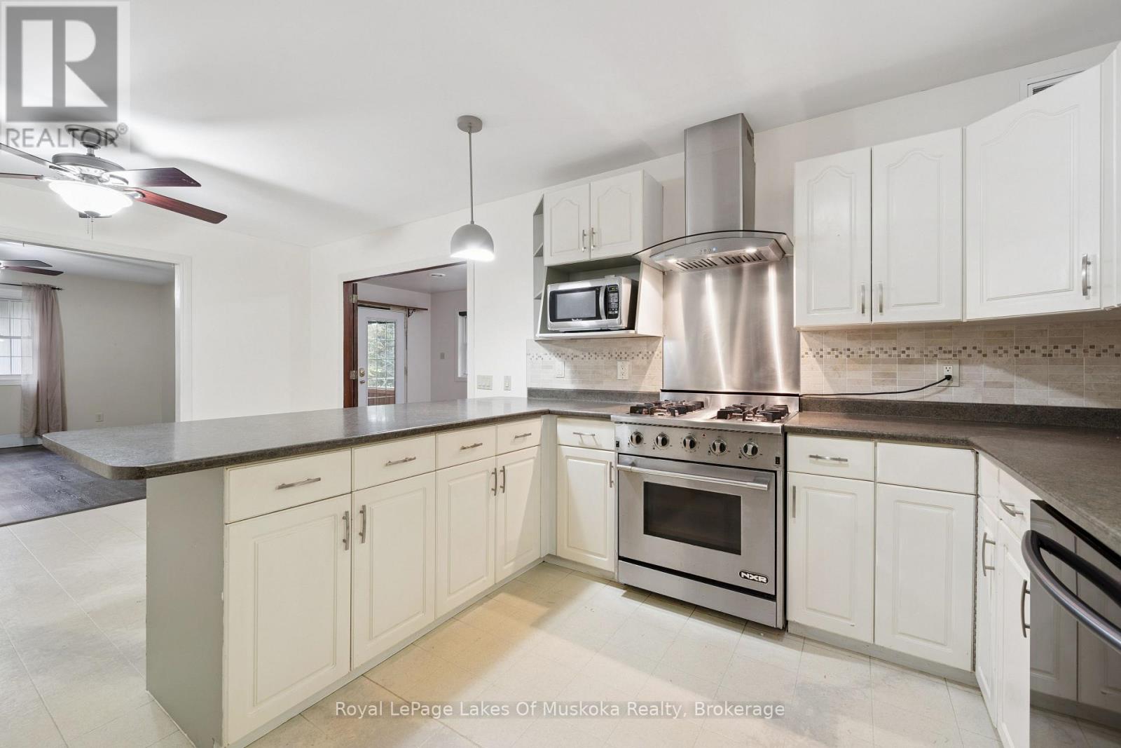 1181 Lone Pine Drive, Bracebridge, Ontario  P1L 1X4 - Photo 12 - X13854576