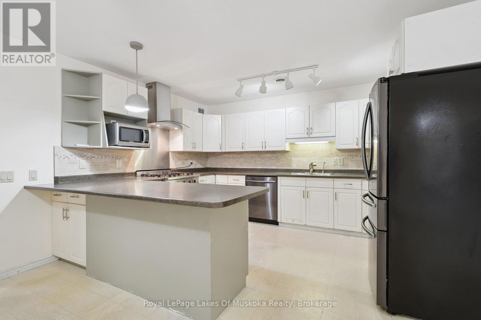 1181 Lone Pine Drive, Bracebridge, Ontario  P1L 1X4 - Photo 13 - X13854576