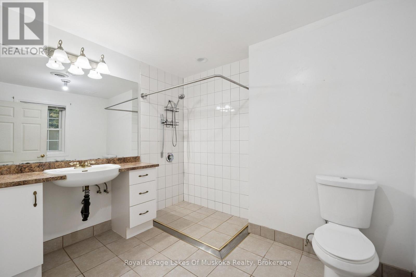 1181 Lone Pine Drive, Bracebridge, Ontario  P1L 1X4 - Photo 24 - X13854576