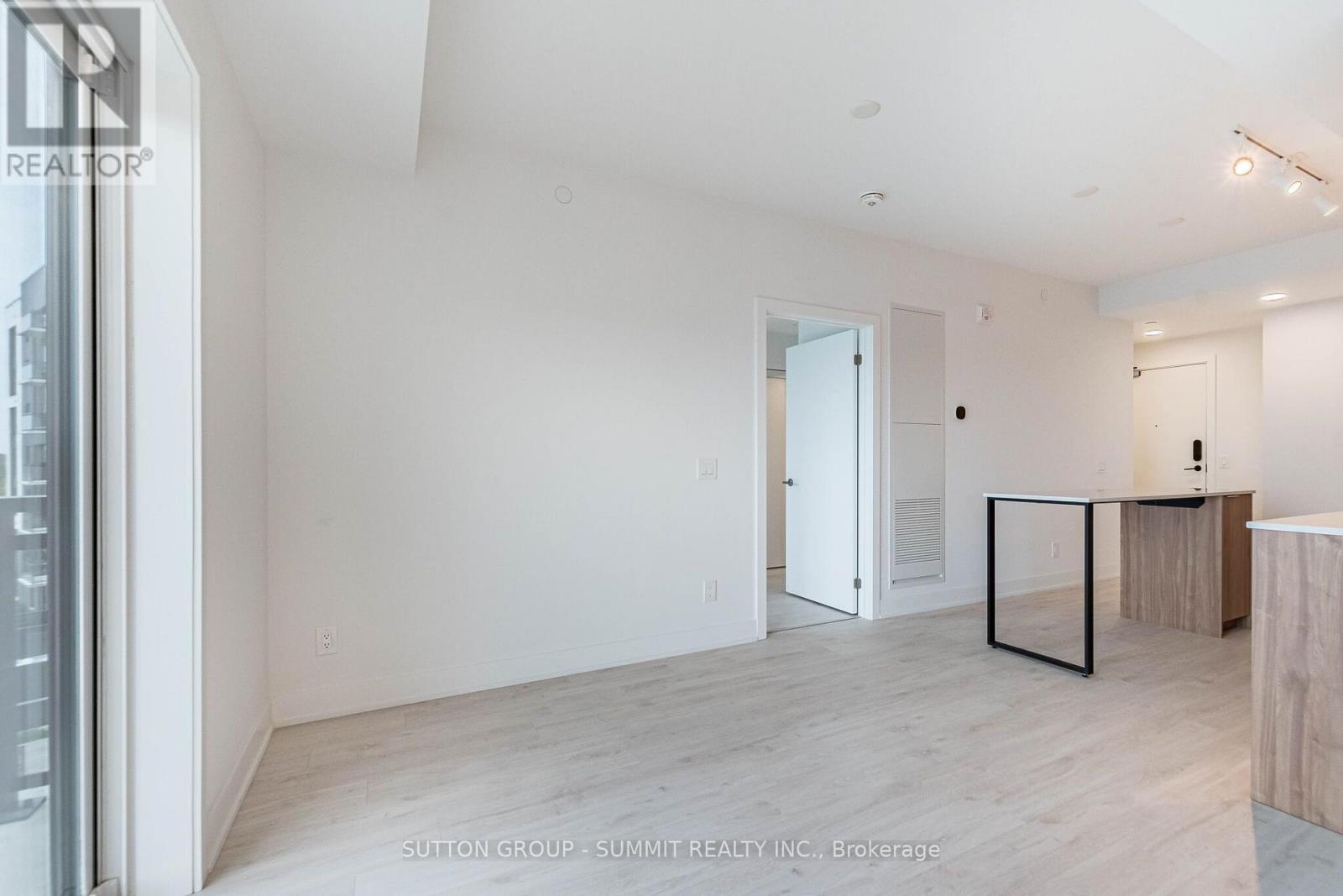 421 - 3008 William Cutmore Boulevard, Oakville, Ontario  L6H 8A4 - Photo 17 - W13854556