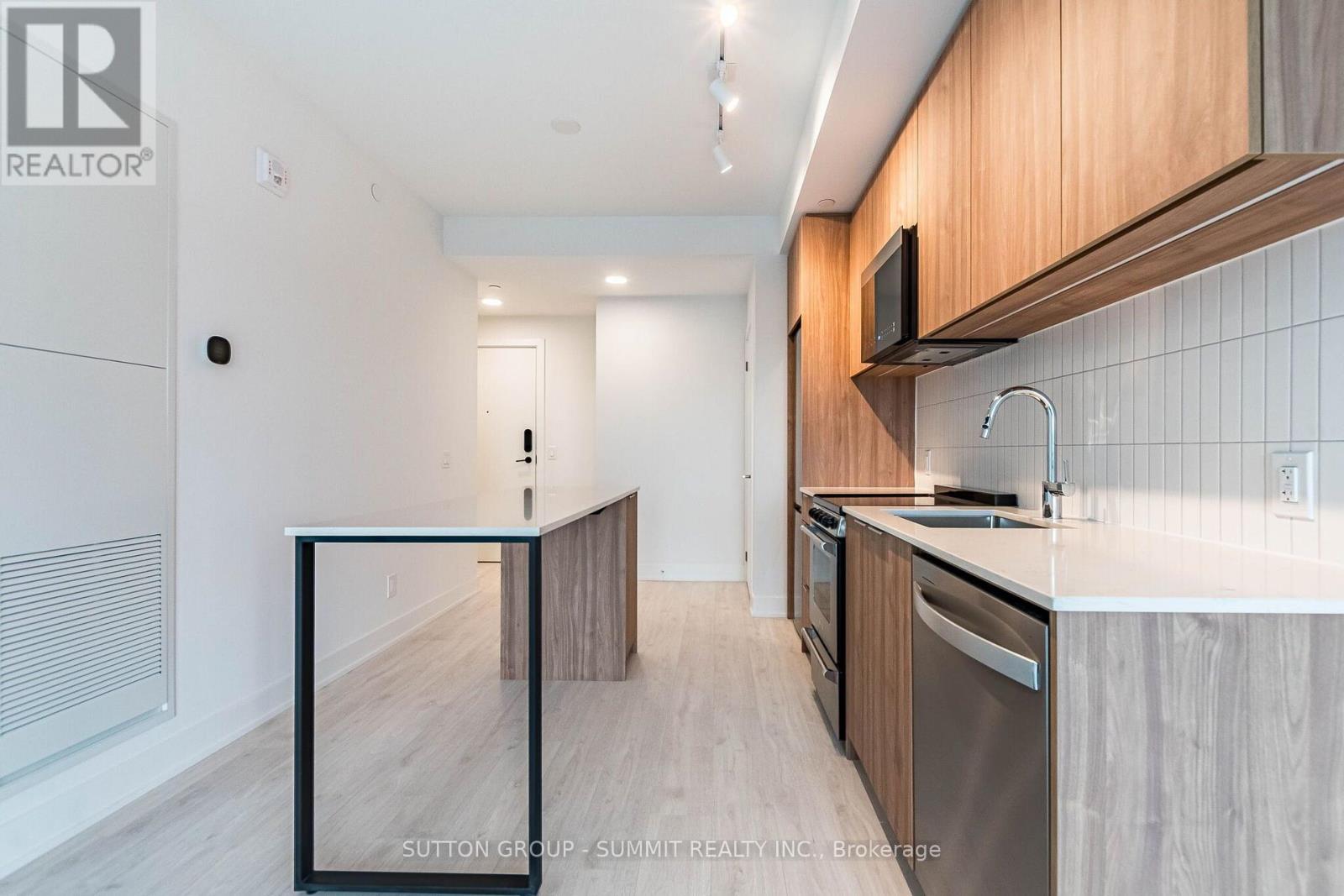 421 - 3008 William Cutmore Boulevard, Oakville, Ontario  L6H 8A4 - Photo 18 - W13854556