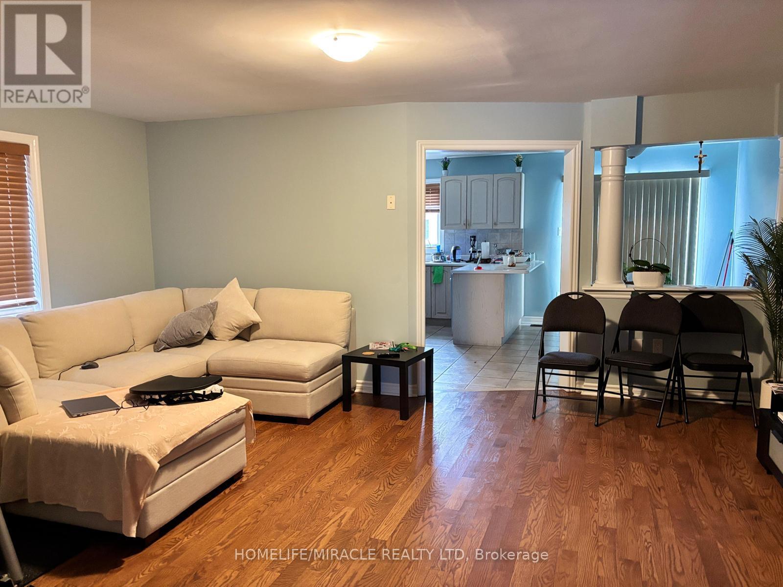 820 Othello Court, Mississauga (Meadowvale Village), Ontario  L5W 1H2 - Photo 6 - W13854596