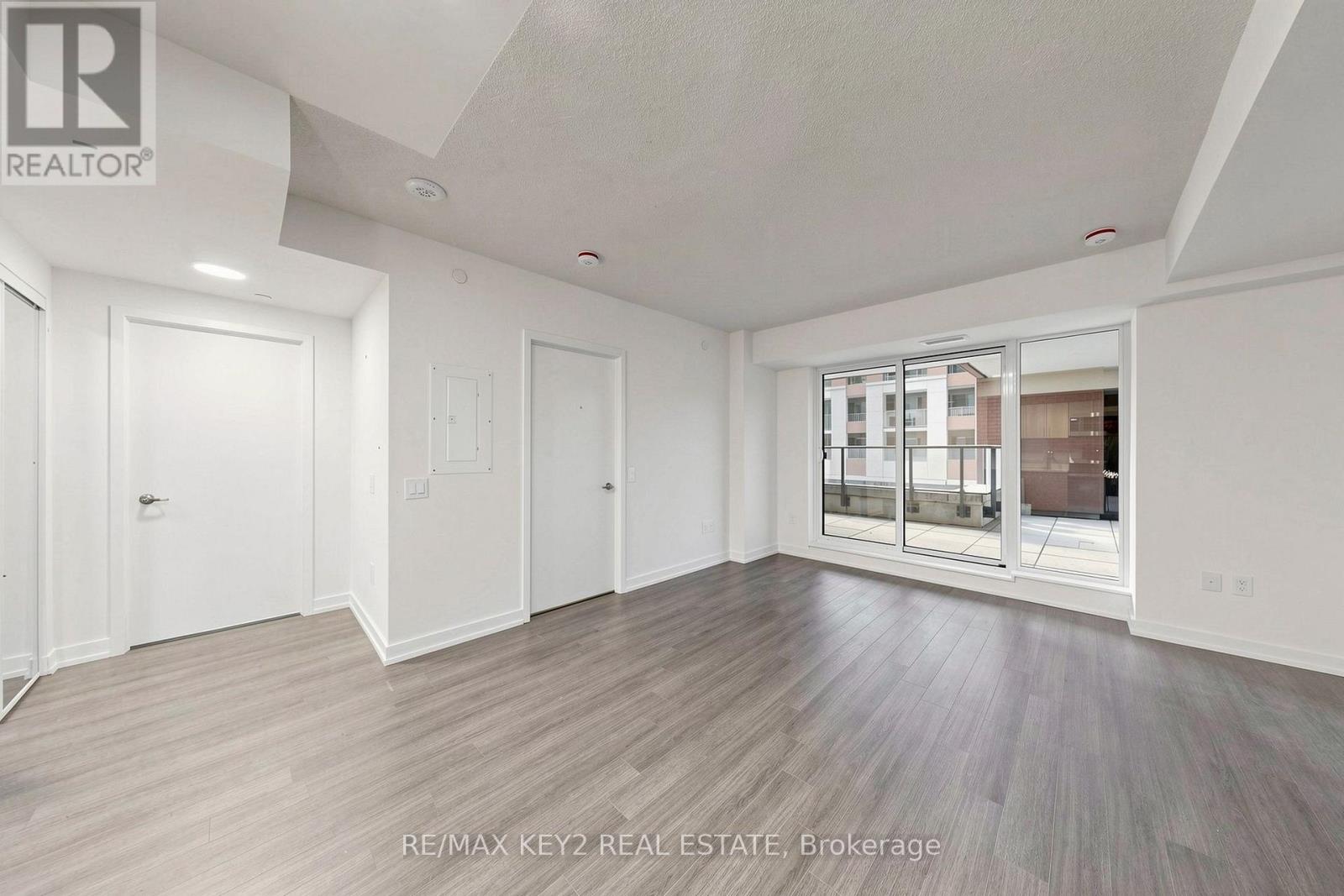 206 - 4010 Eglinton Avenue W, Toronto, Ontario  M9A 0G5 - Photo 4 - W13854656