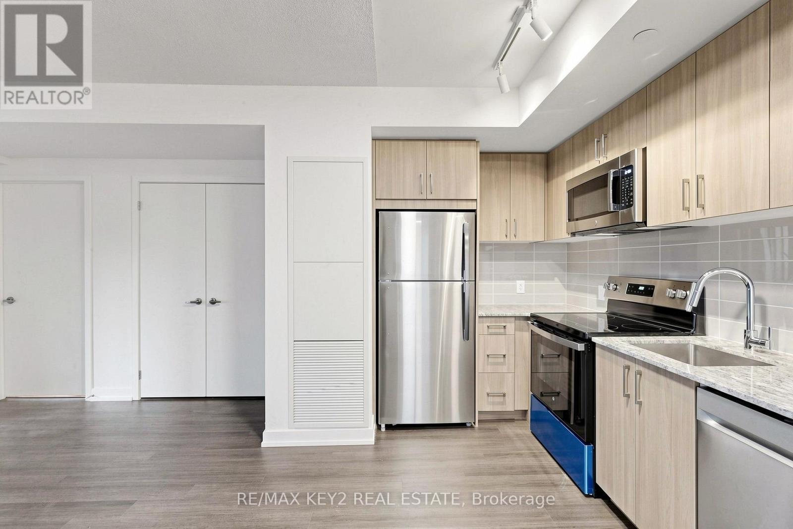 206 - 4010 Eglinton Avenue W, Toronto, Ontario  M9A 0G5 - Photo 9 - W13854656