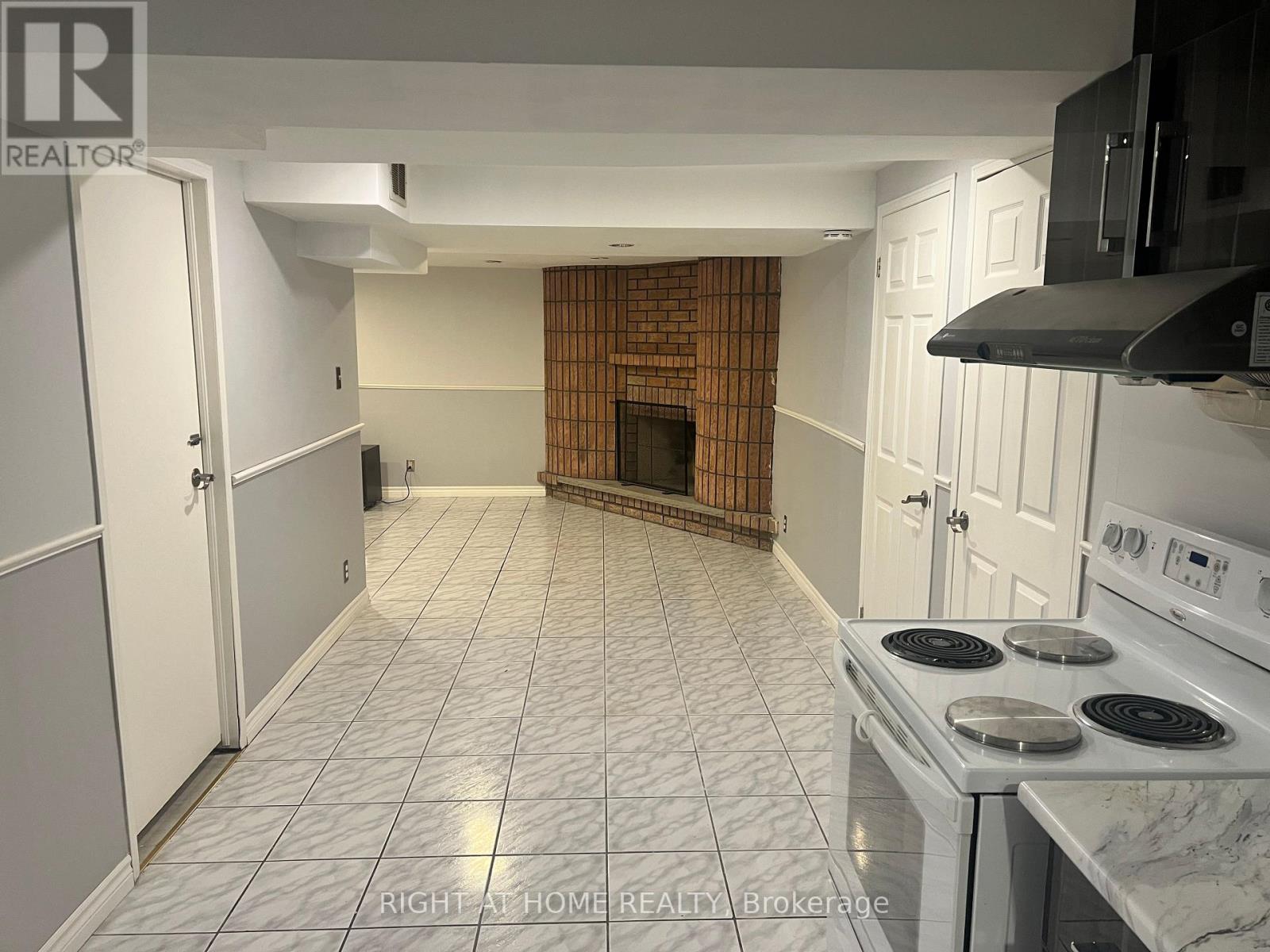 Basement - 272 Nahani Way, Mississauga, Ontario  L4Z 3B7 - Photo 8 - W13544846