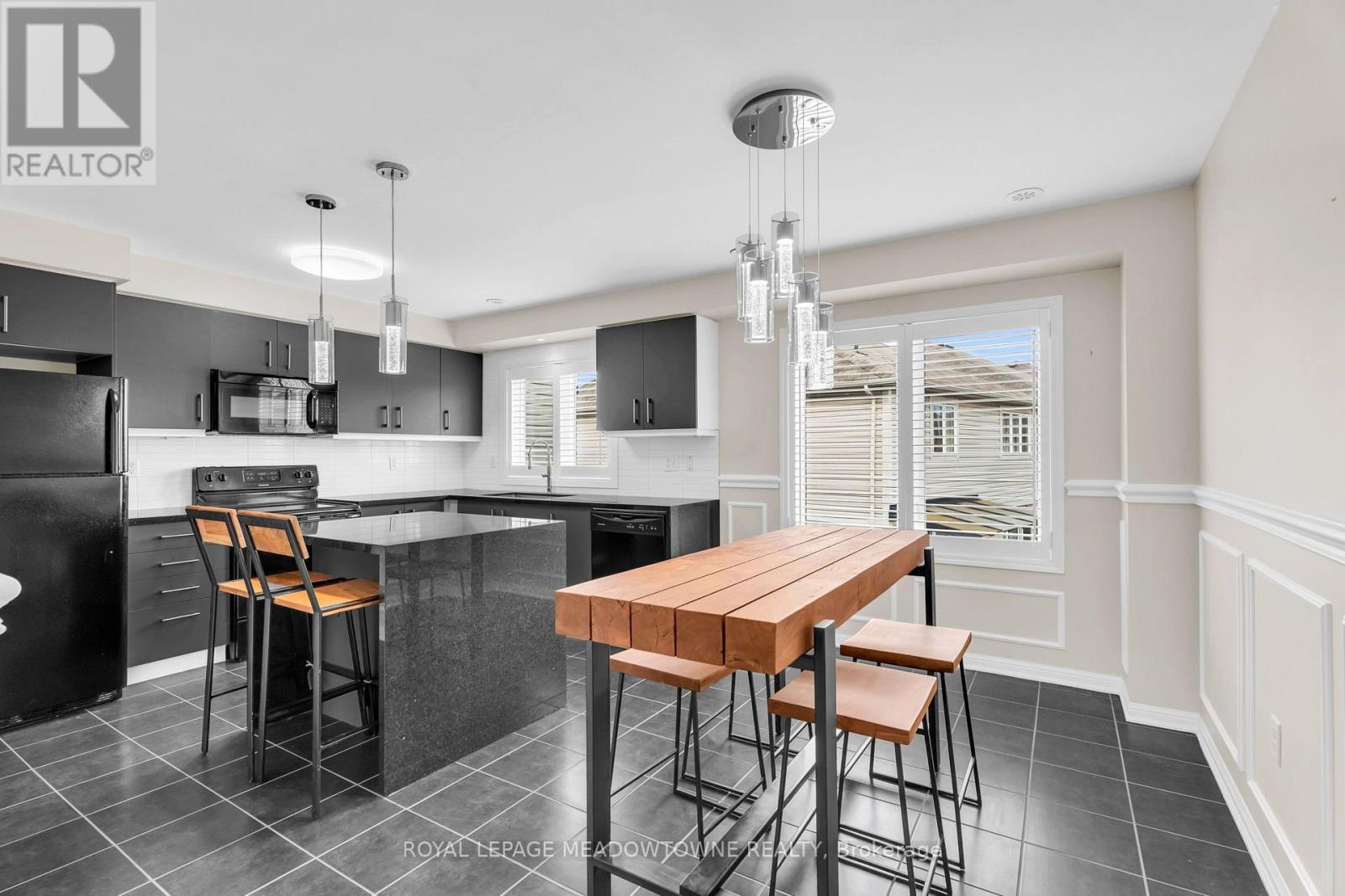 70 Betterton Crescent, Brampton, Ontario  L7A 0S3 - Photo 8 - W13853388