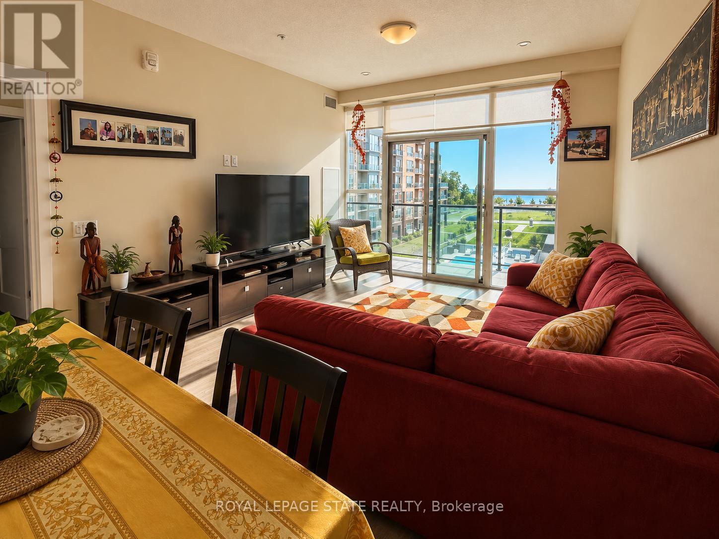 427 - 16 Concord Place, Grimsby (Grimsby Beach), Ontario  L3M 0J1 - Photo 3 - X13854512