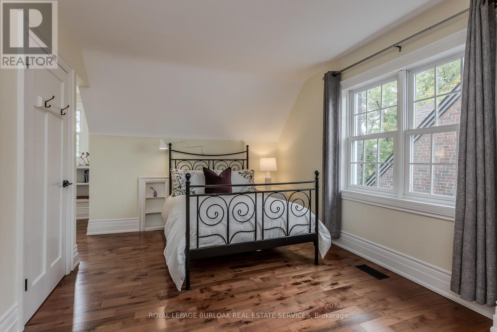 849 Beach Boulevard, Hamilton (Hamilton Beach), Ontario  L8H 6Z5 - Photo 24 - X13854560