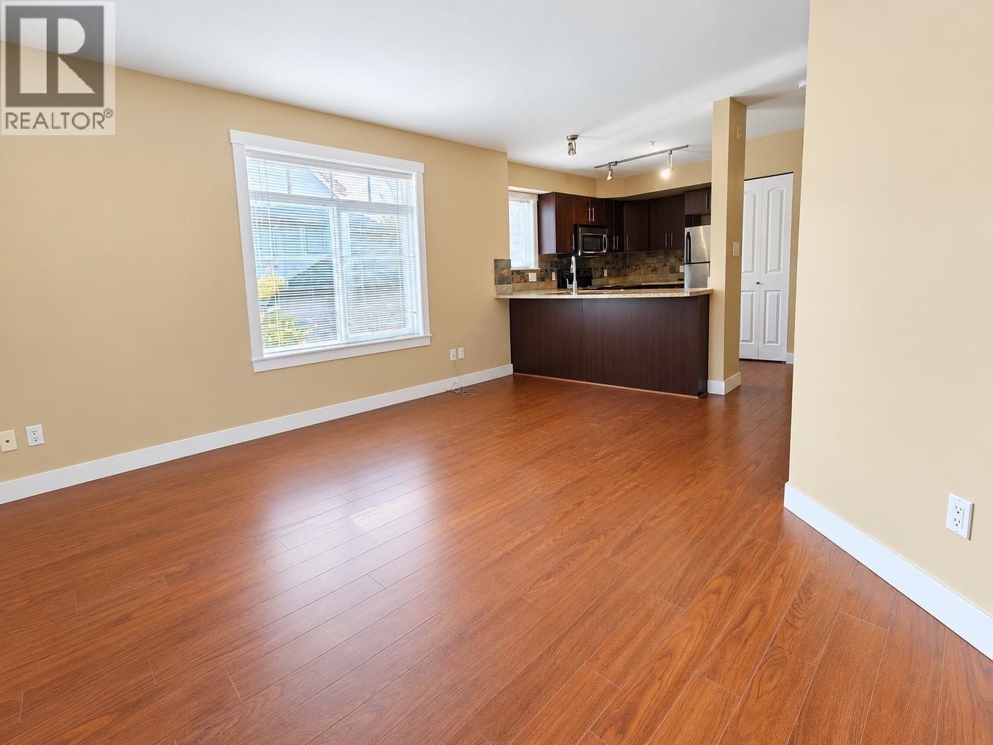 57 7428 14th Avenue, Burnaby, British Columbia  V3N 0C2 - Photo 4 - R3171399