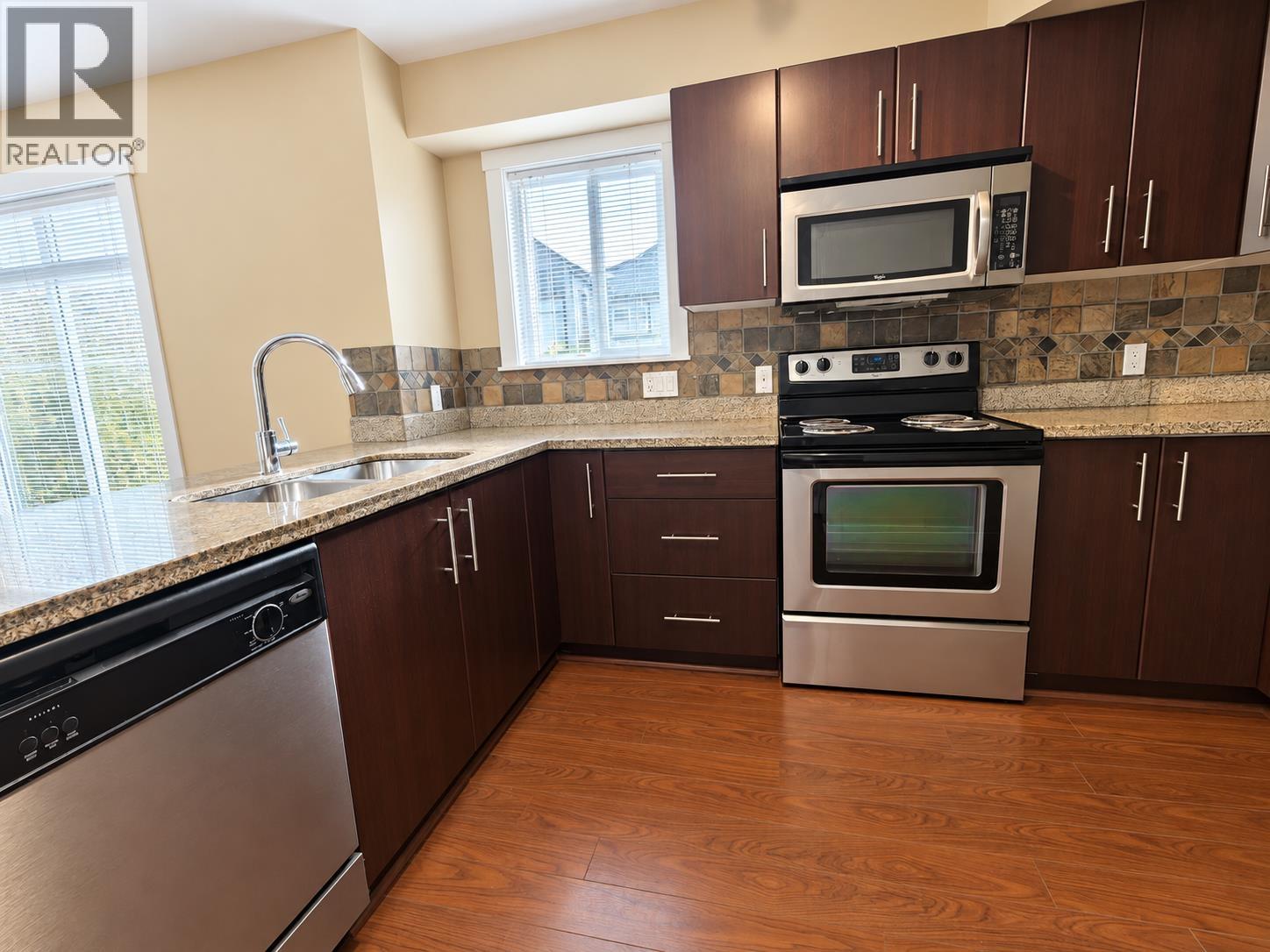 57 7428 14th Avenue, Burnaby, British Columbia  V3N 0C2 - Photo 7 - R3171399