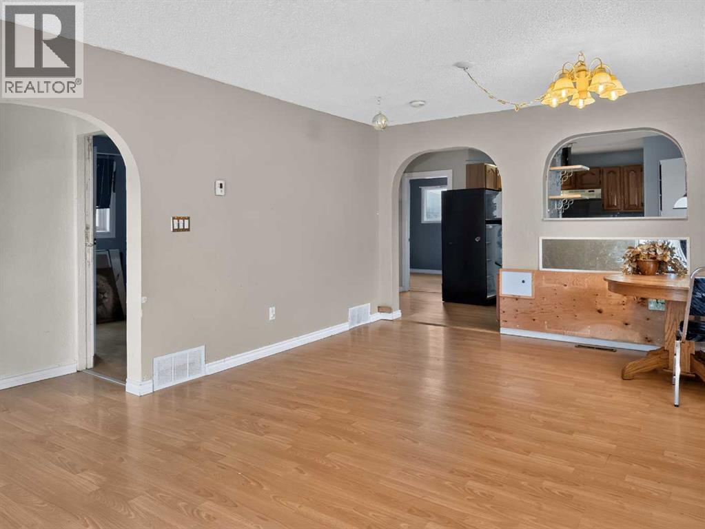 9507 107 Avenue Grande Prairie Alberta Canada T8V1K7 4
