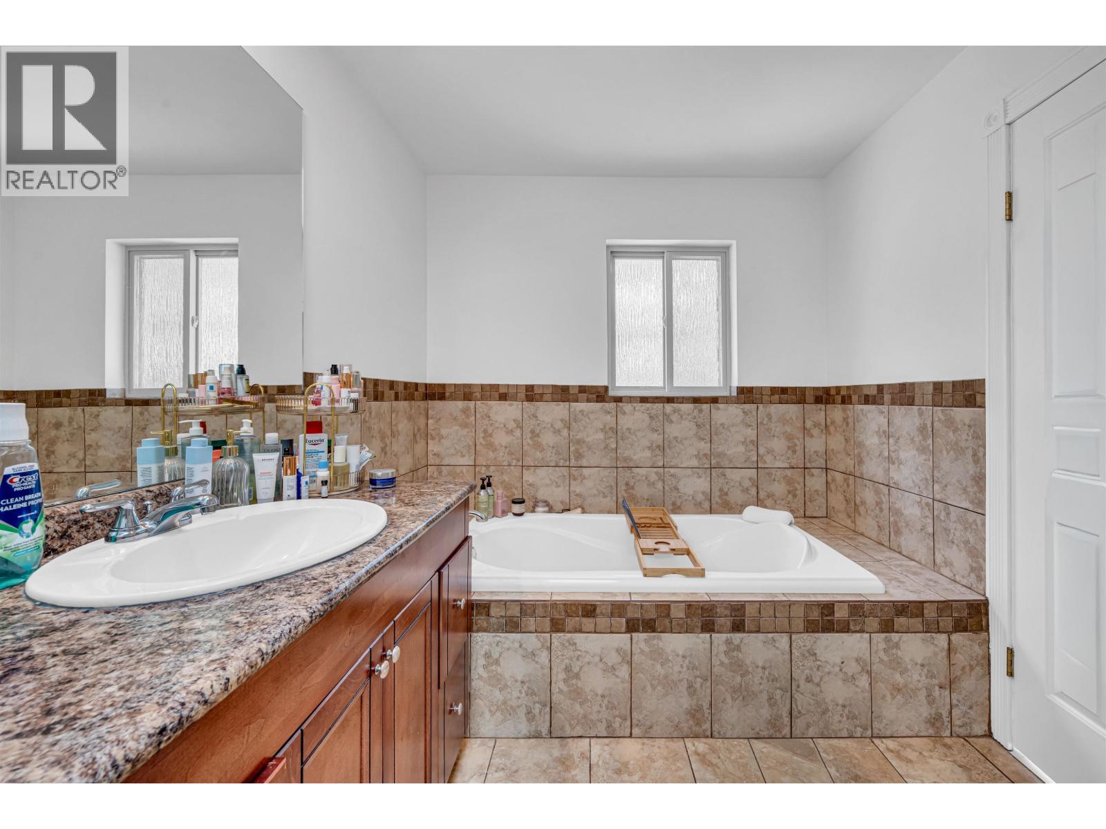 7237 Quatsino Drive, Vancouver, British Columbia  V5S 4C2 - Photo 15 - R3171080