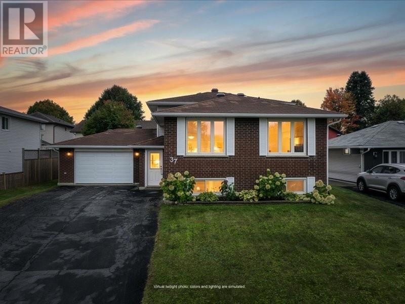 37 Plumtree Crescent, Sudbury, Ontario  P3B 4G7 - Photo 1 - 2130752