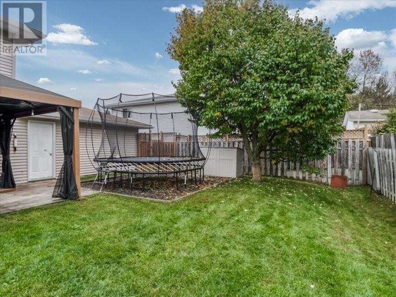 37 Plumtree Crescent, Sudbury, Ontario  P3B 4G7 - Photo 7 - 2130752