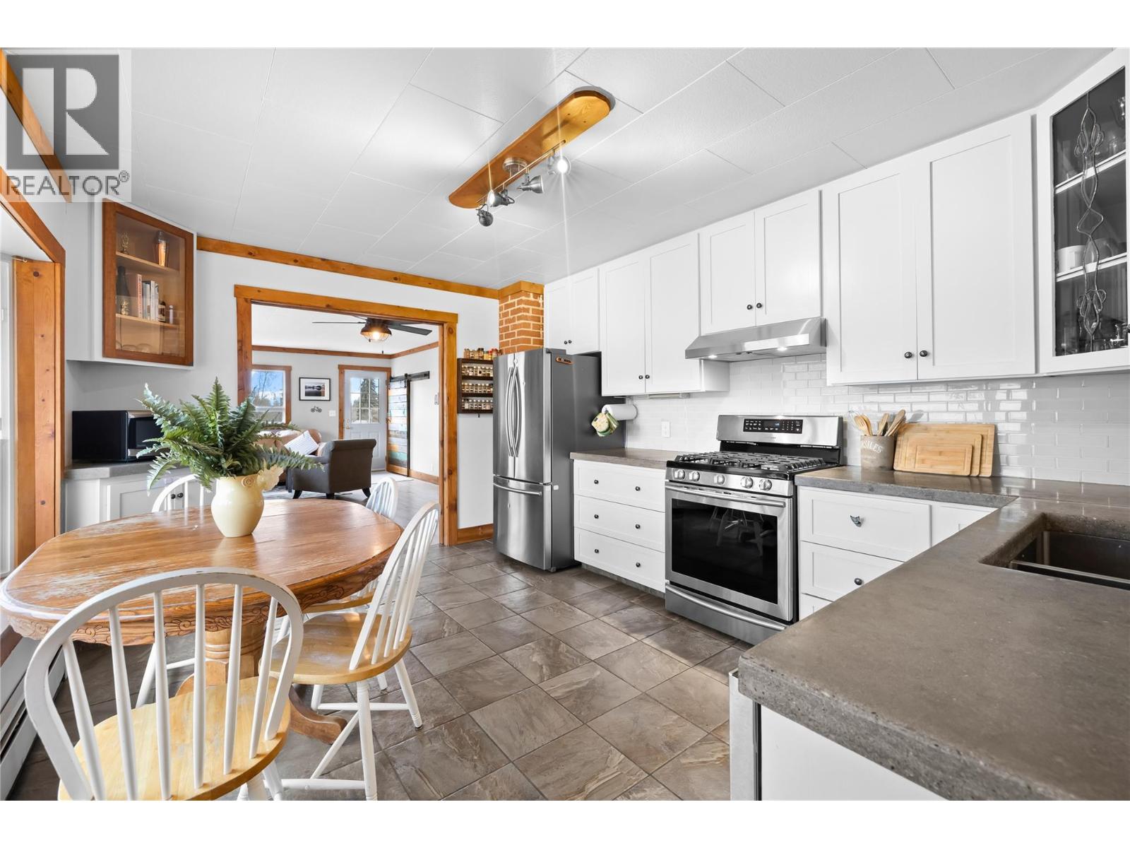 455 Fortier Street, Kimberley, British Columbia  V1A 1N7 - Photo 8 - 10386251