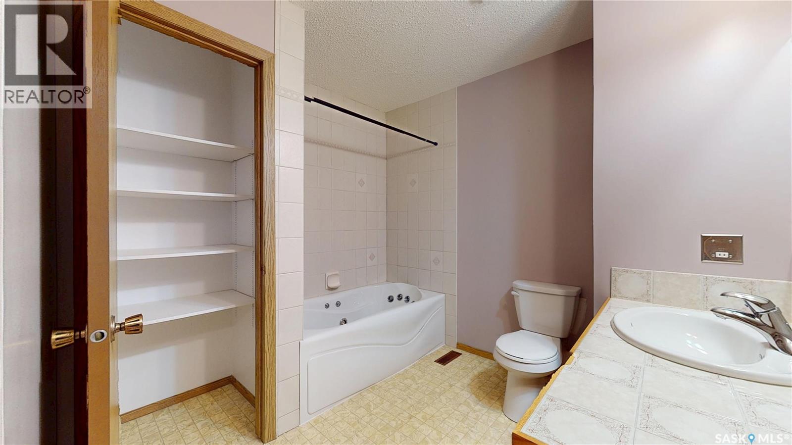 6418 Dalgliesh Drive, Regina, Saskatchewan  S4X 2R2 - Photo 31 - SK050197