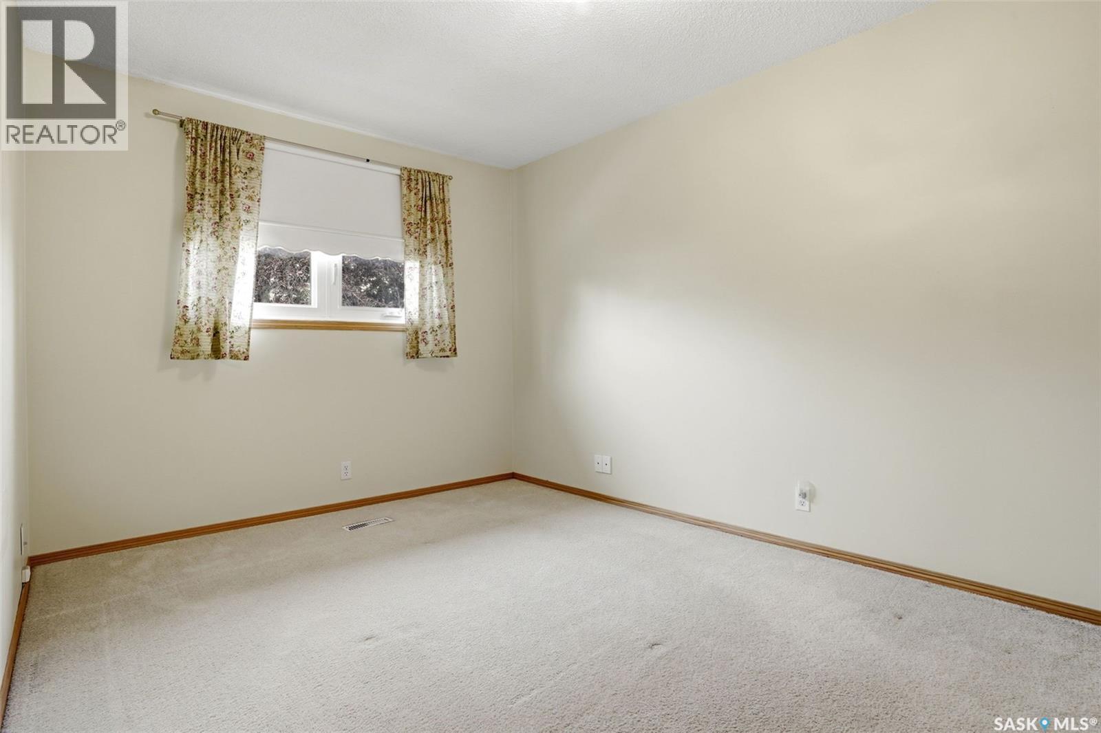 246 Plainsview Drive, Regina, Saskatchewan  S4S 6N1 - Photo 24 - SK050139