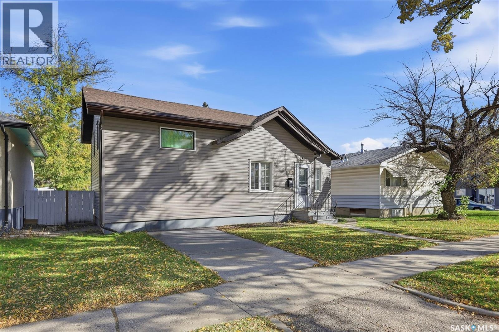 1715 Broadway Avenue, Saskatoon, Saskatchewan  S7H 2B4 - Photo 3 - SK050090