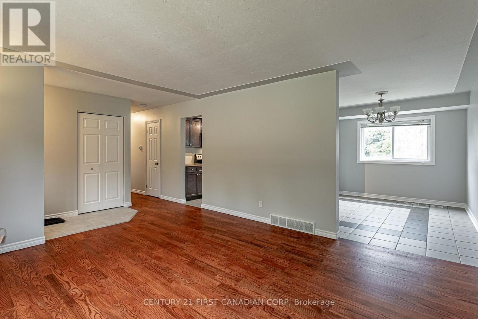 4459 Hamilton Road, Thames Centre, Ontario  N0L 1G3 - Photo 6 - X13854692
