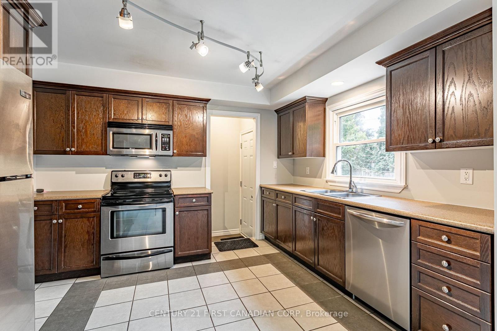 4459 Hamilton Road, Thames Centre, Ontario  N0L 1G3 - Photo 7 - X13854692