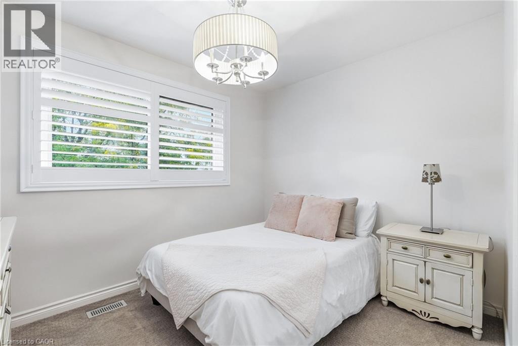 194 Foxbar Road, Burlington, Ontario  L7L 2Z9 - Photo 15 - 40866972