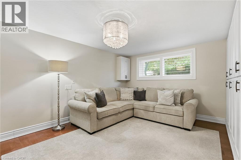 194 Foxbar Road, Burlington, Ontario  L7L 2Z9 - Photo 18 - 40866972
