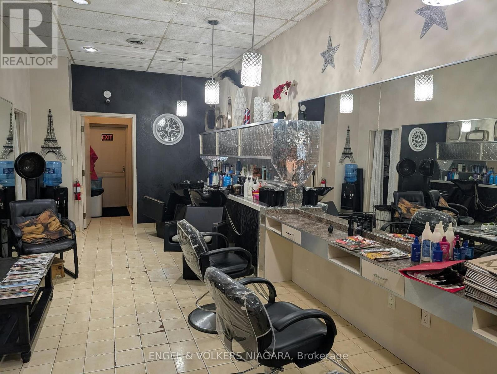 Unit C - 3477 Portage Road, Niagara Falls, Ontario  L2J 2K5 - Photo 7 - X13854712