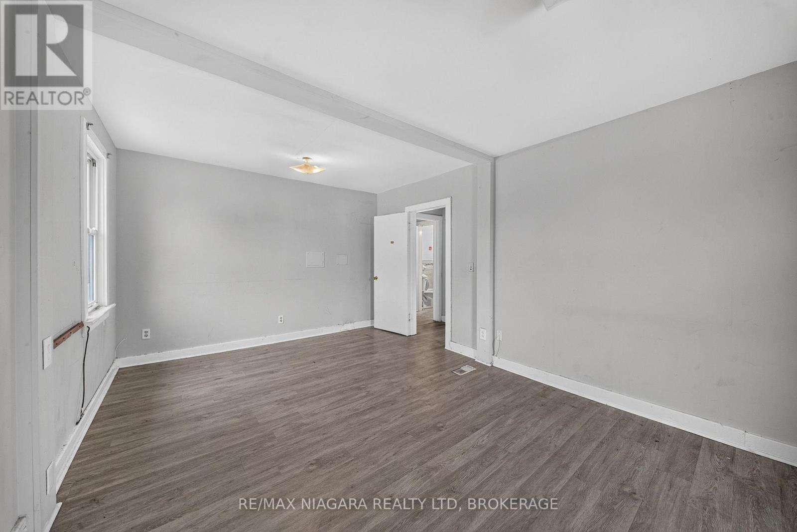 6520 Barker Street, Niagara Falls, Ontario  L2G 1Y7 - Photo 43 - X13854868