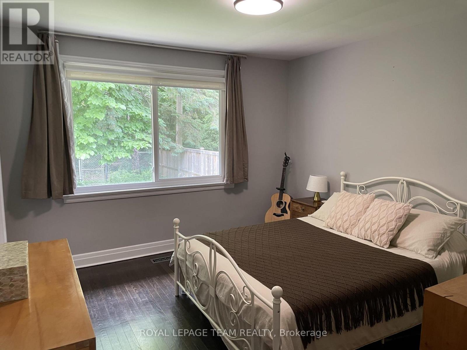 1210 Adirondack Drive, Ottawa, Ontario  K2C 2V3 - Photo 13 - X13854678