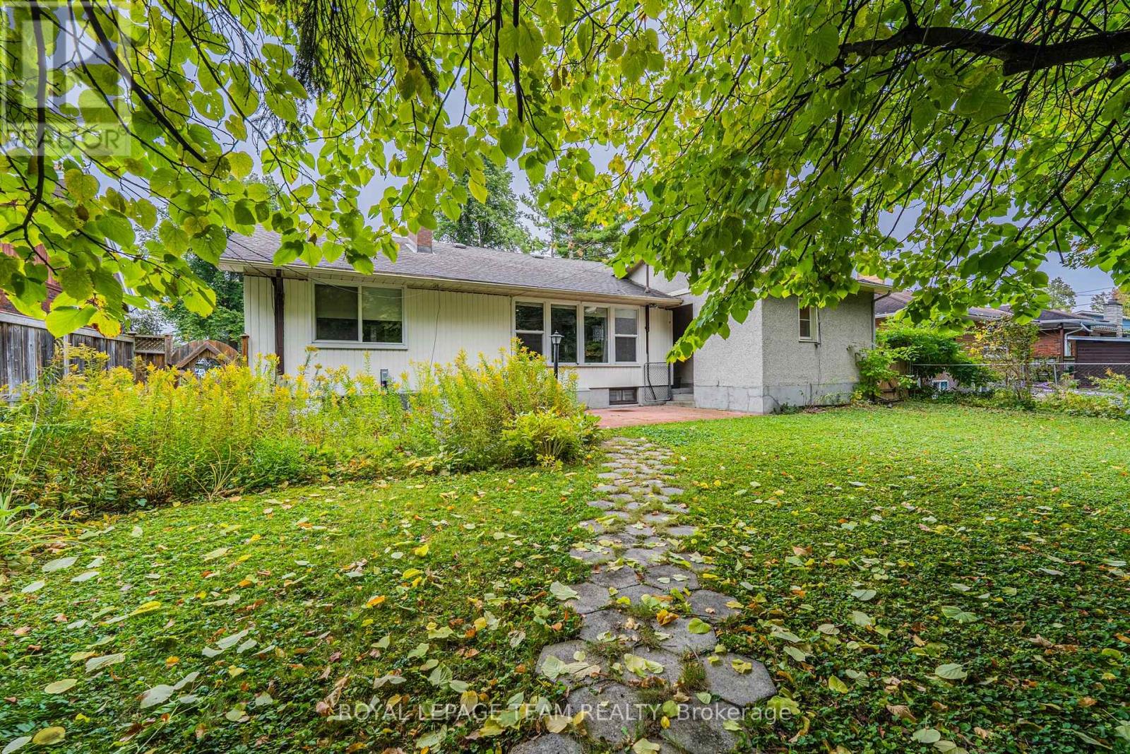 1210 Adirondack Drive, Ottawa, Ontario  K2C 2V3 - Photo 31 - X13854678