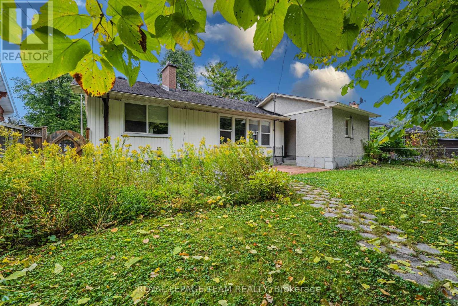 1210 Adirondack Drive, Ottawa, Ontario  K2C 2V3 - Photo 32 - X13854678