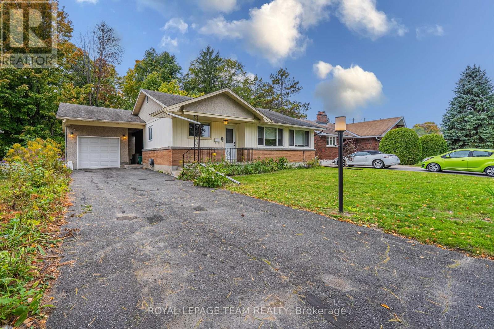 1210 Adirondack Drive, Ottawa, Ontario  K2C 2V3 - Photo 5 - X13854678