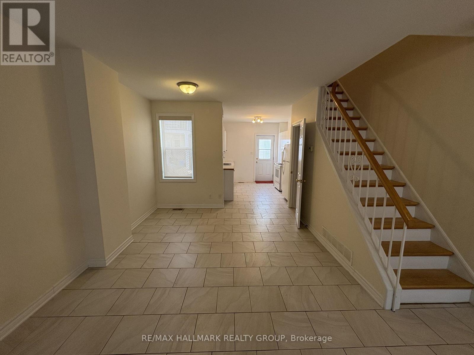 230 Cumberland Street, Ottawa, Ontario K1N 5J1 - Photo 3 - X13854770