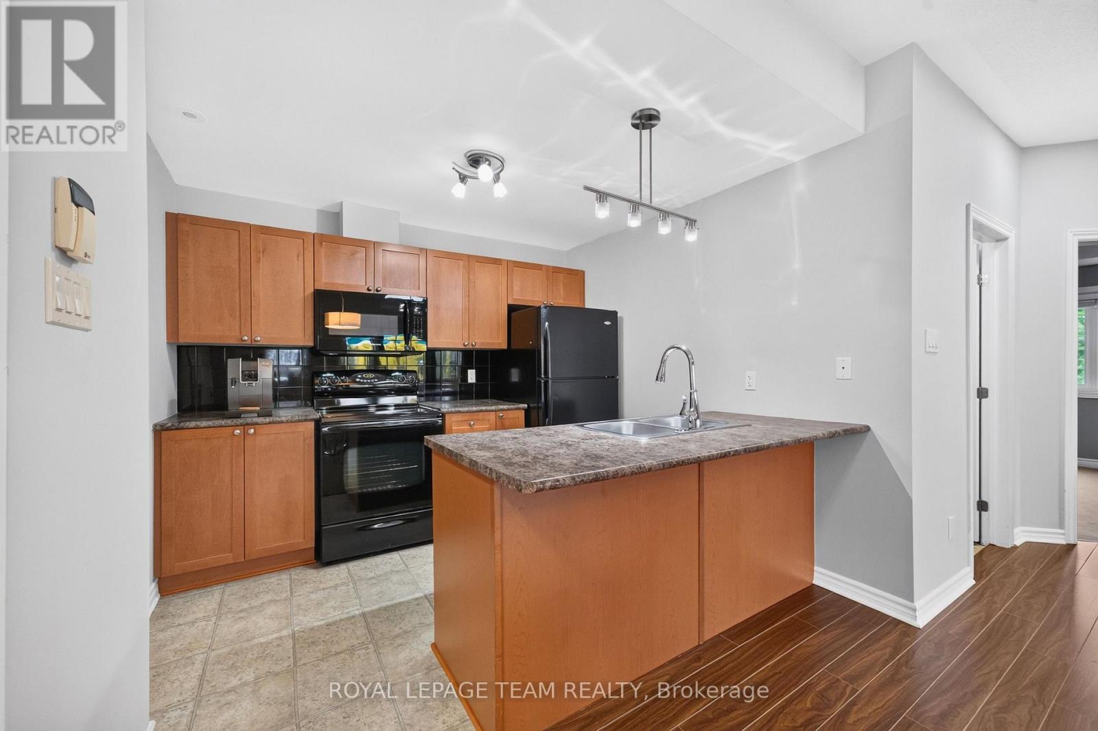 173-C Crestway Drive, Ottawa, Ontario  K2G 7C8 - Photo 19 - X13854918