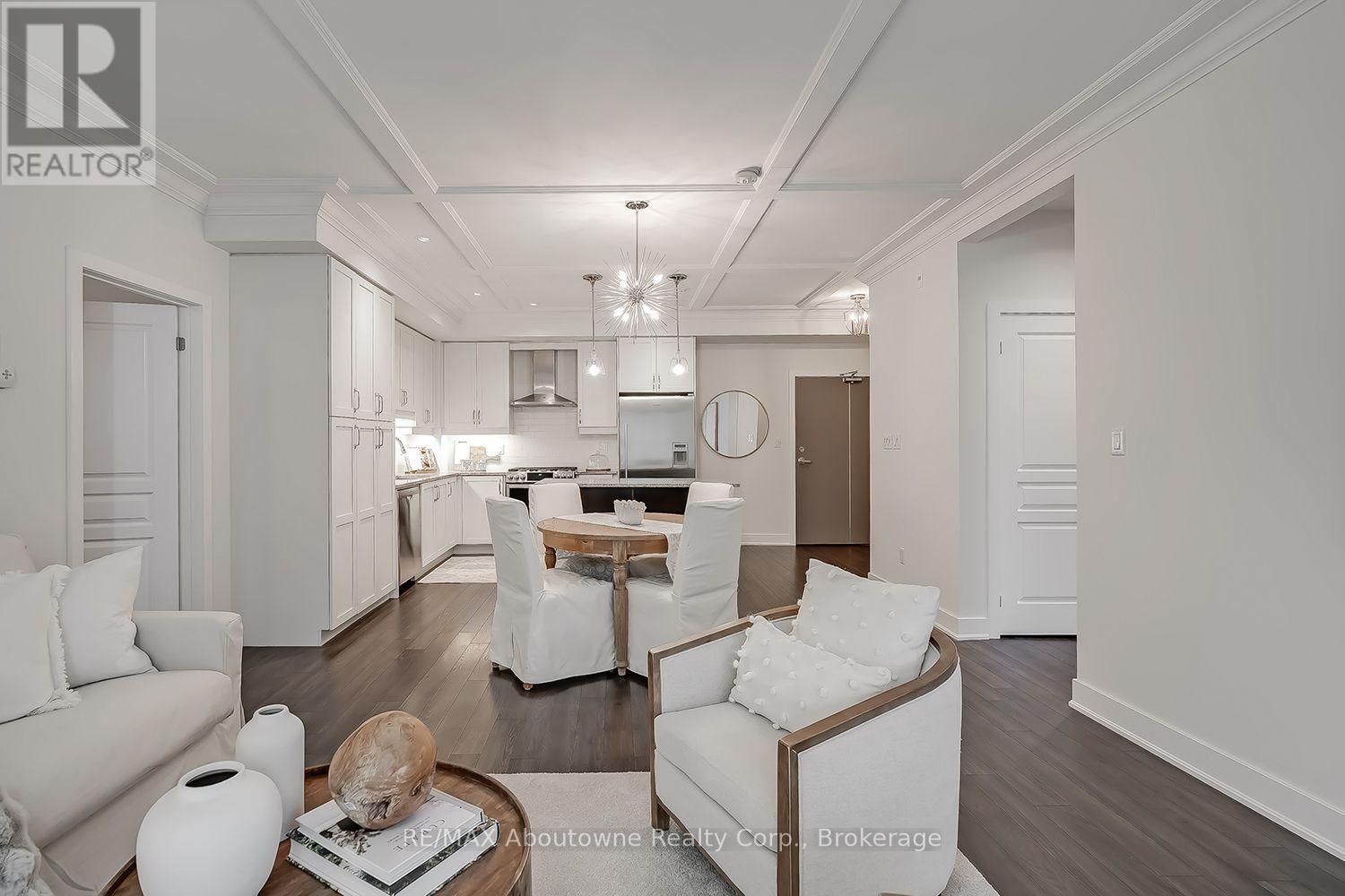 102 - 128 Garden Drive, Oakville, Ontario  L6K 0H7 - Photo 13 - W13854922