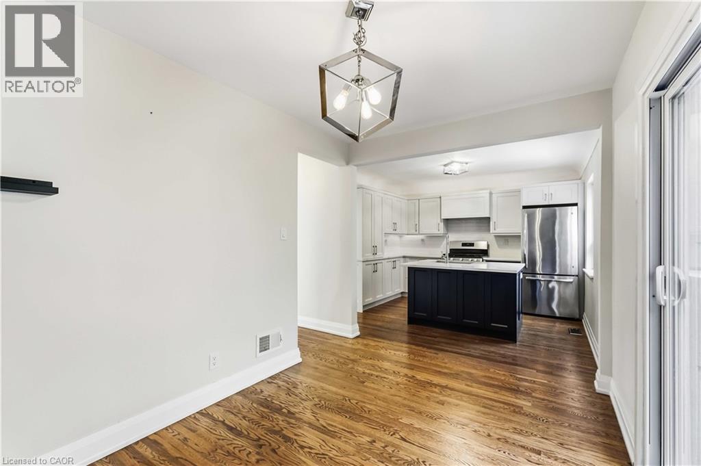 41 Sharon Avenue Unit# Main Floor, Hamilton, Ontario  L8T 1E2 - Photo 7 - 40867874