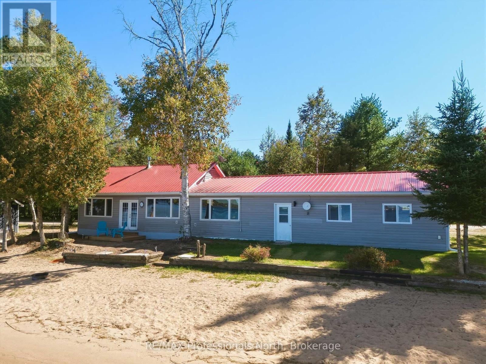 772 S Bernard Lake Road, Strong, Ontario  P0A 1Z0 - Photo 1 - X13854742